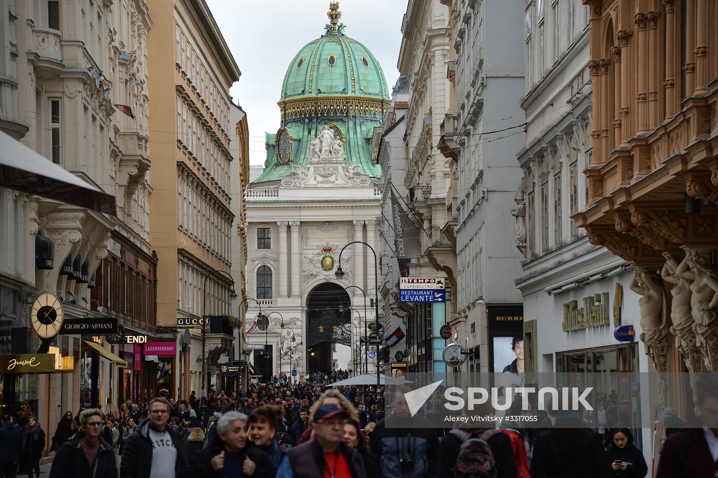 Cities of the world. Vienna