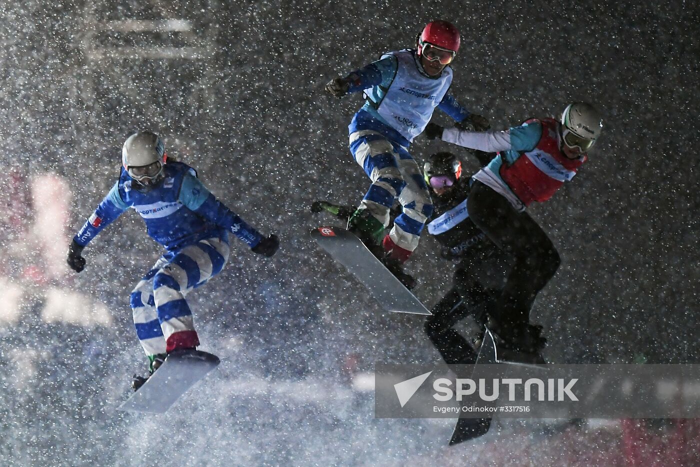 Snowboard. World Cup stage. Snowboard cross