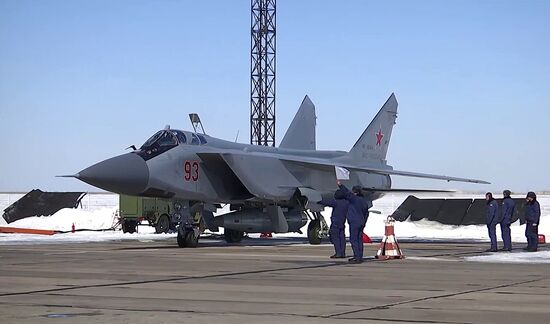 Russian Aerospace Forces MiG-31 conducts simulated firing of Kinzhal hypersonic missile