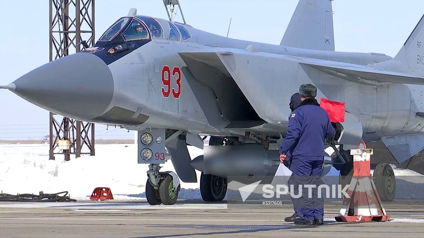 Russian Aerospace Forces MiG-31 conducts simulated firing of Kinzhal hypersonic missile