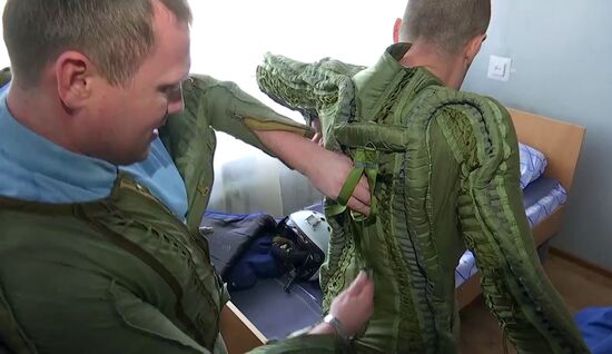 Russian Aerospace Forces MiG-31 conducts simulated firing of Kinzhal hypersonic missile