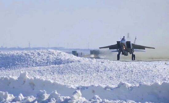 Russian Aerospace Forces MiG-31 conducts simulated firing of Kinzhal hypersonic missile