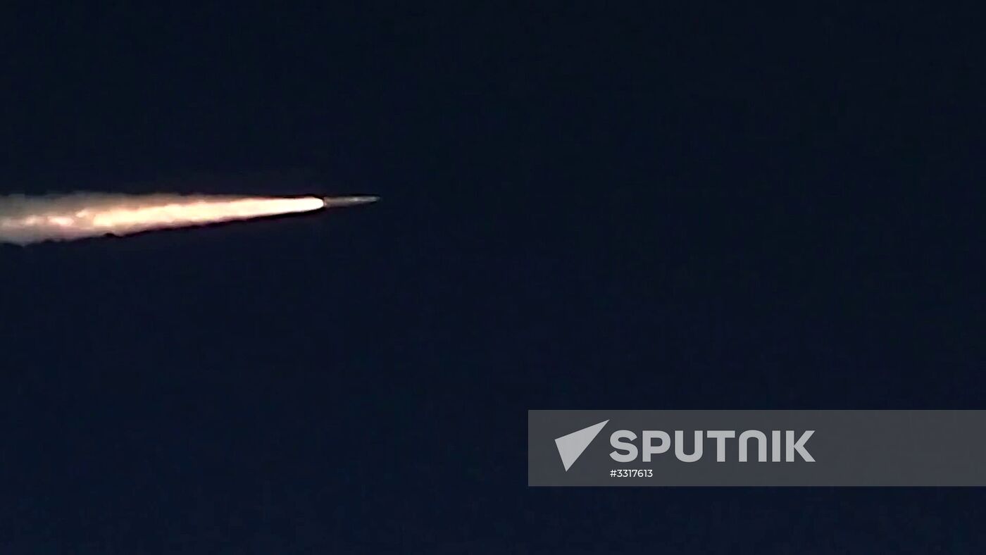 Russian Aerospace Forces MiG-31 conducts simulated firing of Kinzhal hypersonic missile