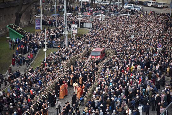 Cross procession in honor of Catholic Easter in Lviv