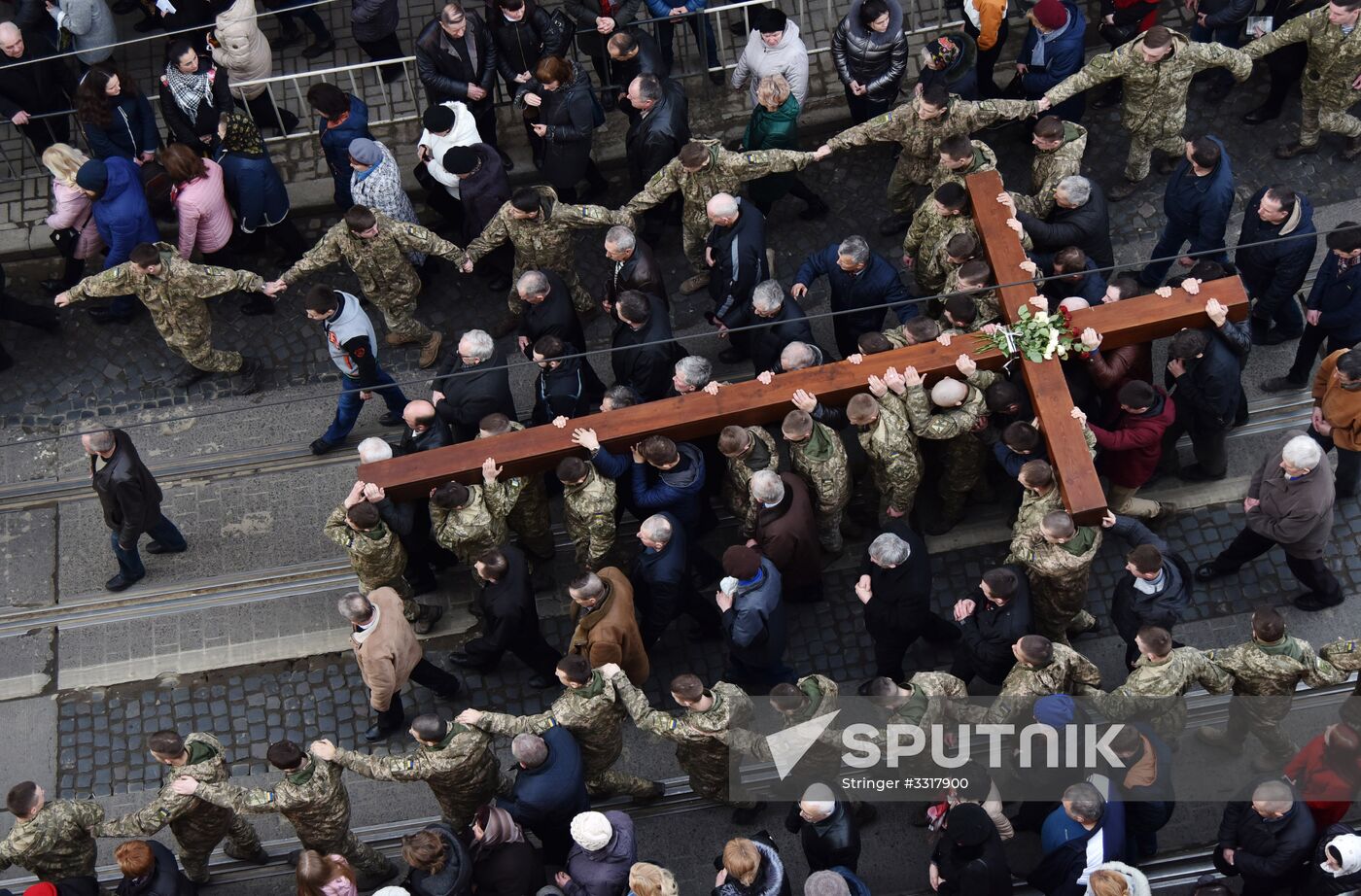 Cross procession in honor of Catholic Easter in Lviv