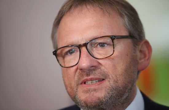 Russian presidential candidate Boris Titov visits Kuvshinka private daycare