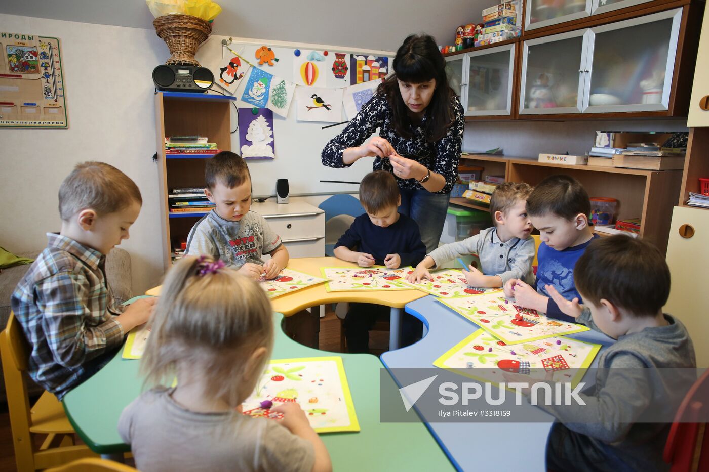 Russian presidential candidate Boris Titov visits Kuvshinka private daycare