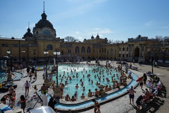 Cities of the world. Budapest