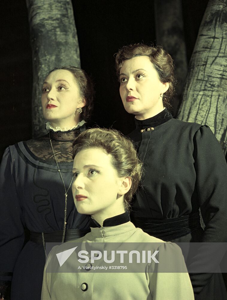 Three sisters Play at Gorky Moscow Art Academic Theater