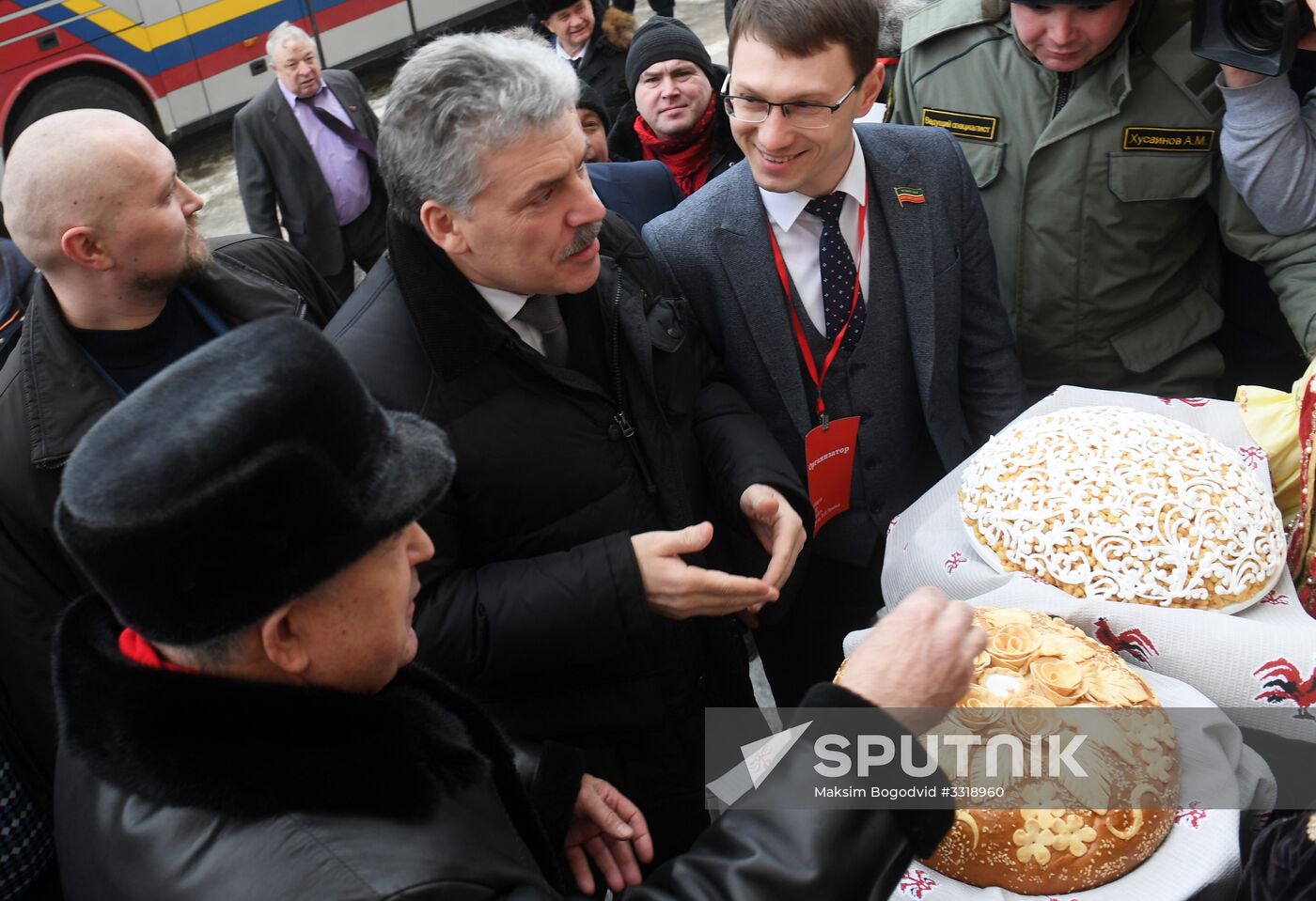 Russian presidential hopeful Grudinin visits Kazan