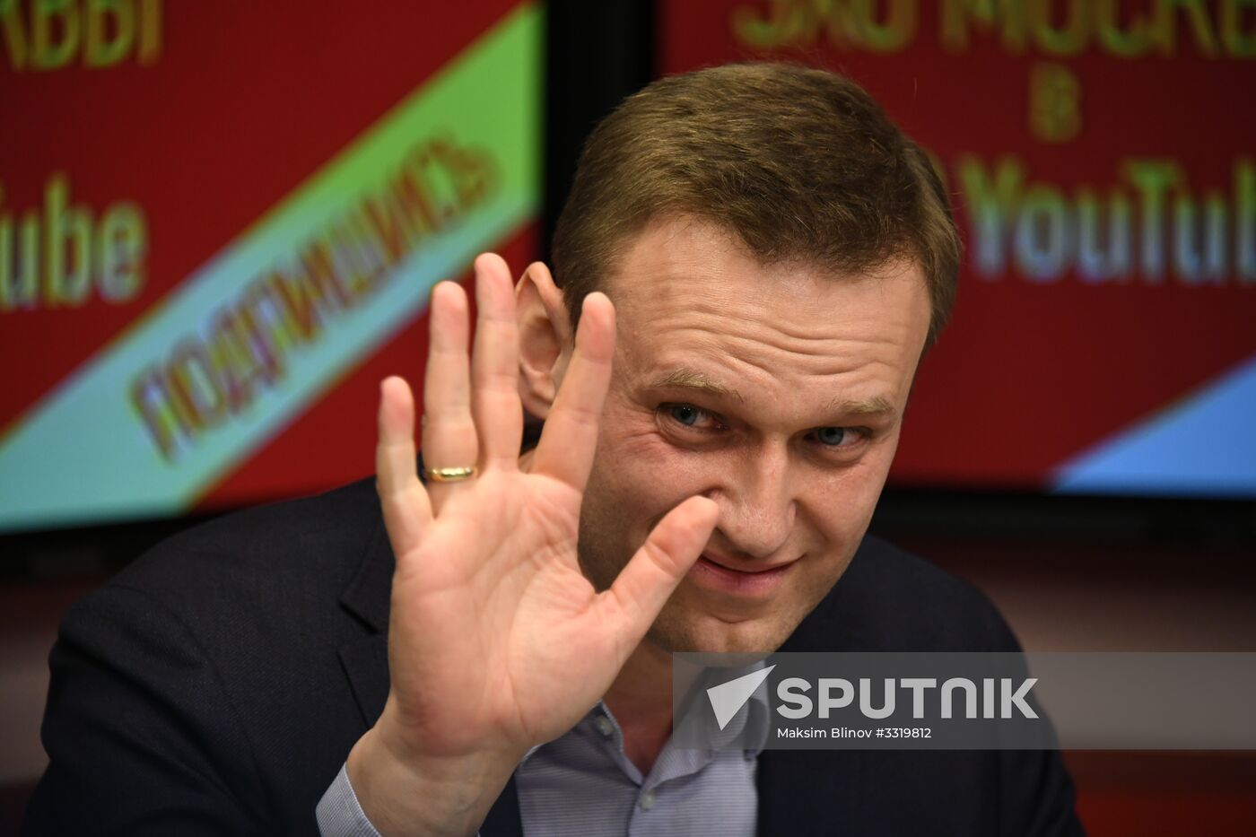 Alexei Navalny gives interview to Echo of Moscow radio