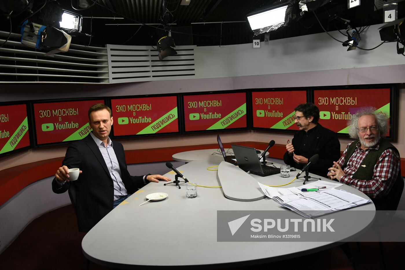 Alexei Navalny gives interview to Echo of Moscow radio