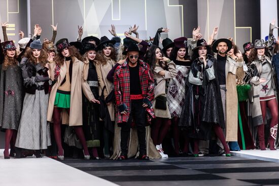 Mercedes-Benz Fashion Week Russia. Day five