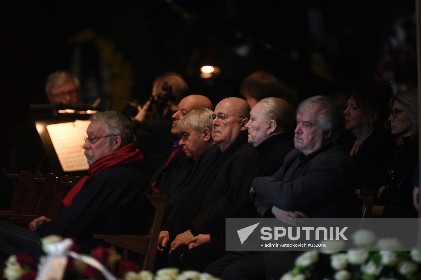 Paying last respects to actor Oleg Tabakov