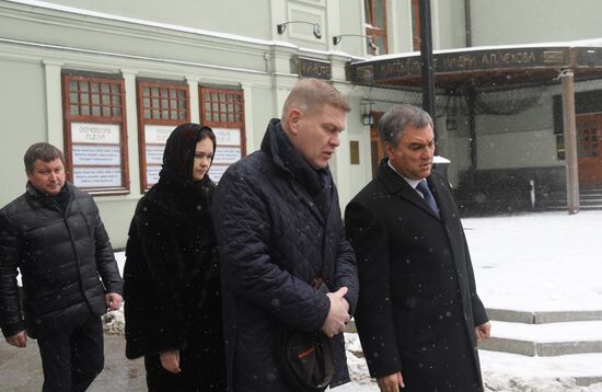 Paying last respects to actor Oleg Tabakov