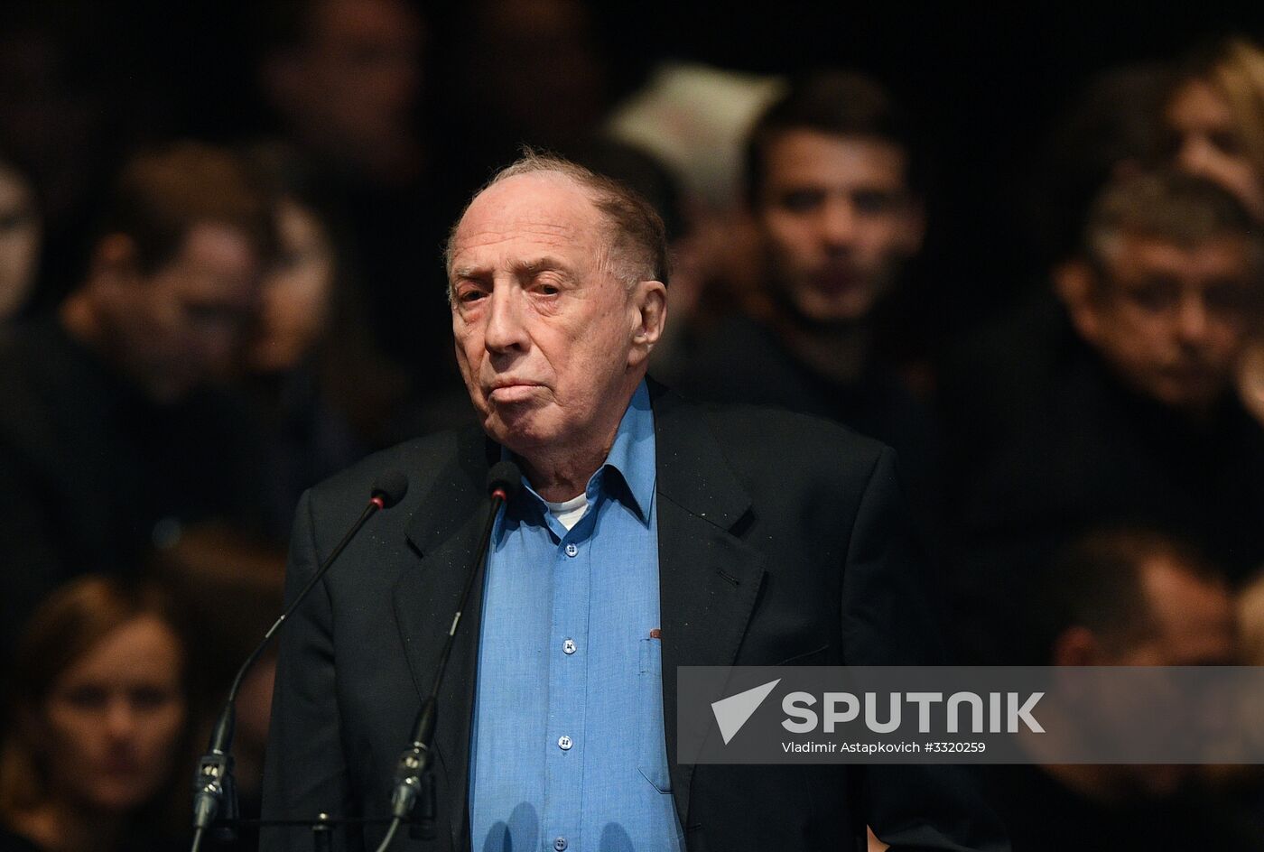 Paying last respects to actor Oleg Tabakov