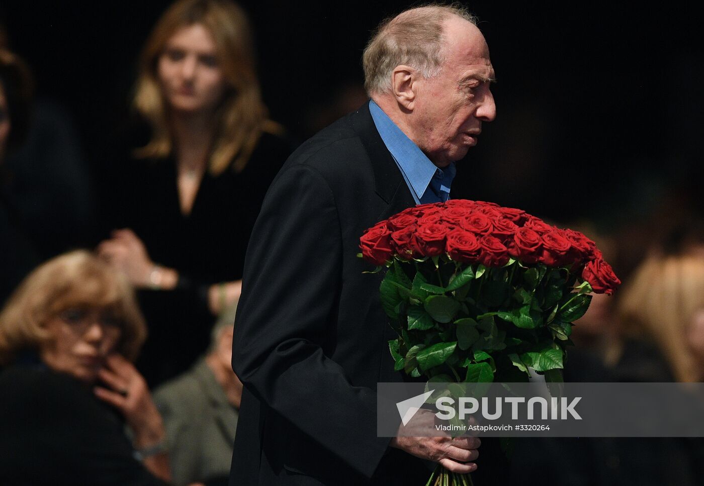 Paying last respects to actor Oleg Tabakov