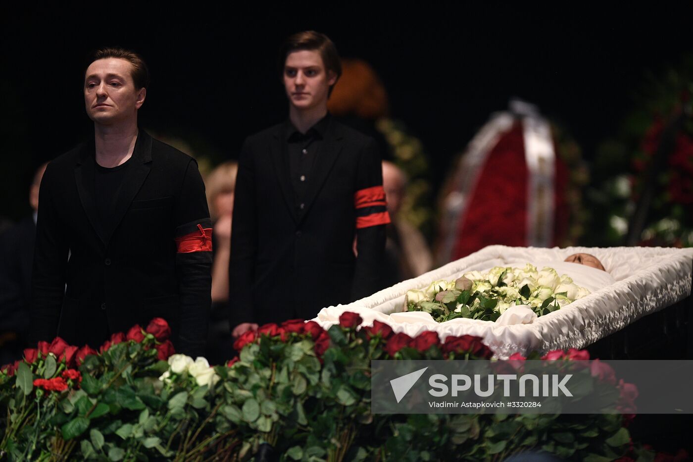 Paying last respects to actor Oleg Tabakov