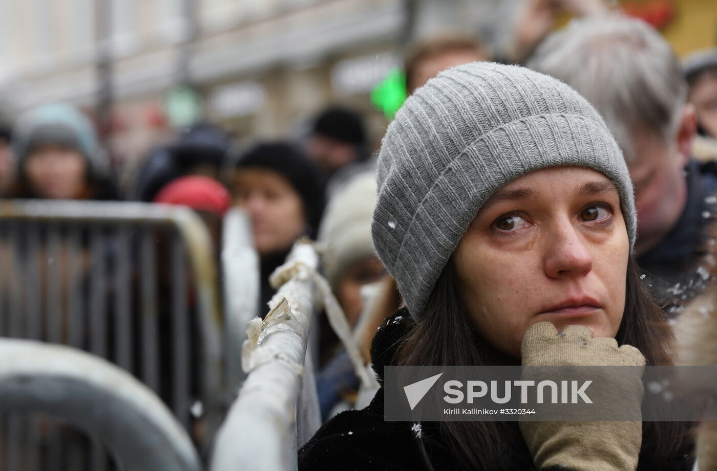 Paying last respects to actor Oleg Tabakov