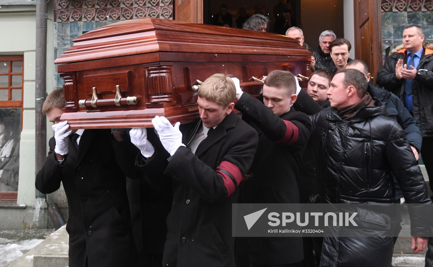 Paying last respects to actor Oleg Tabakov