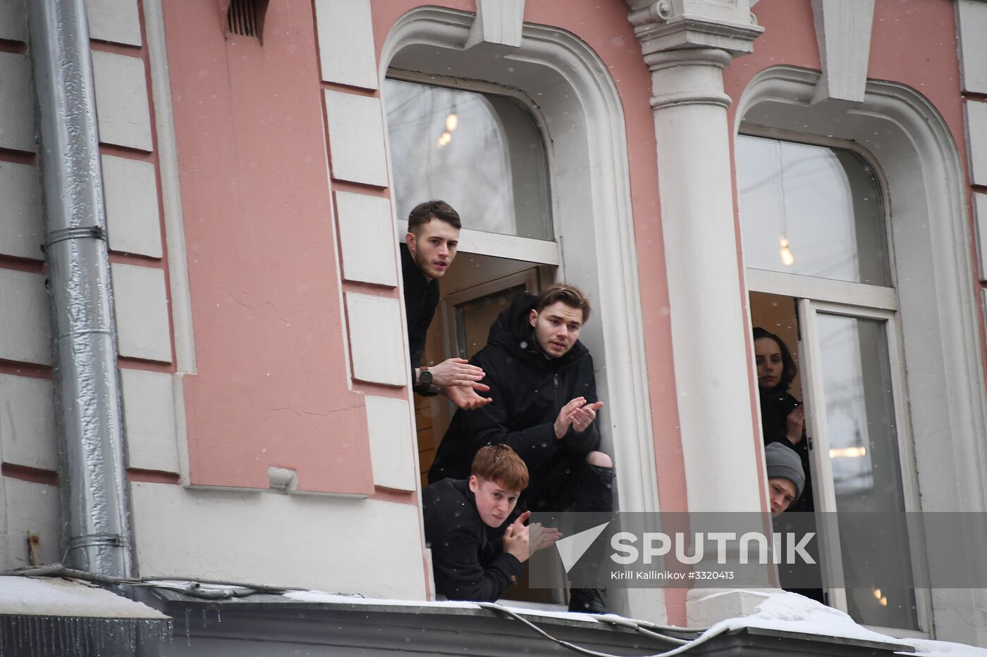 Paying last respects to actor Oleg Tabakov
