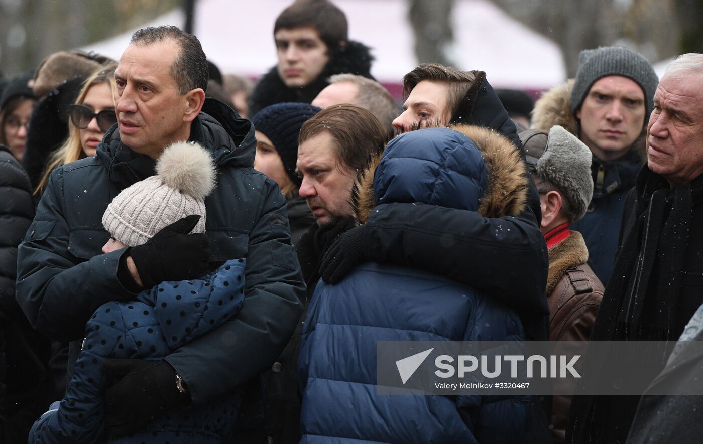 Paying last respects to actor Oleg Tabakov