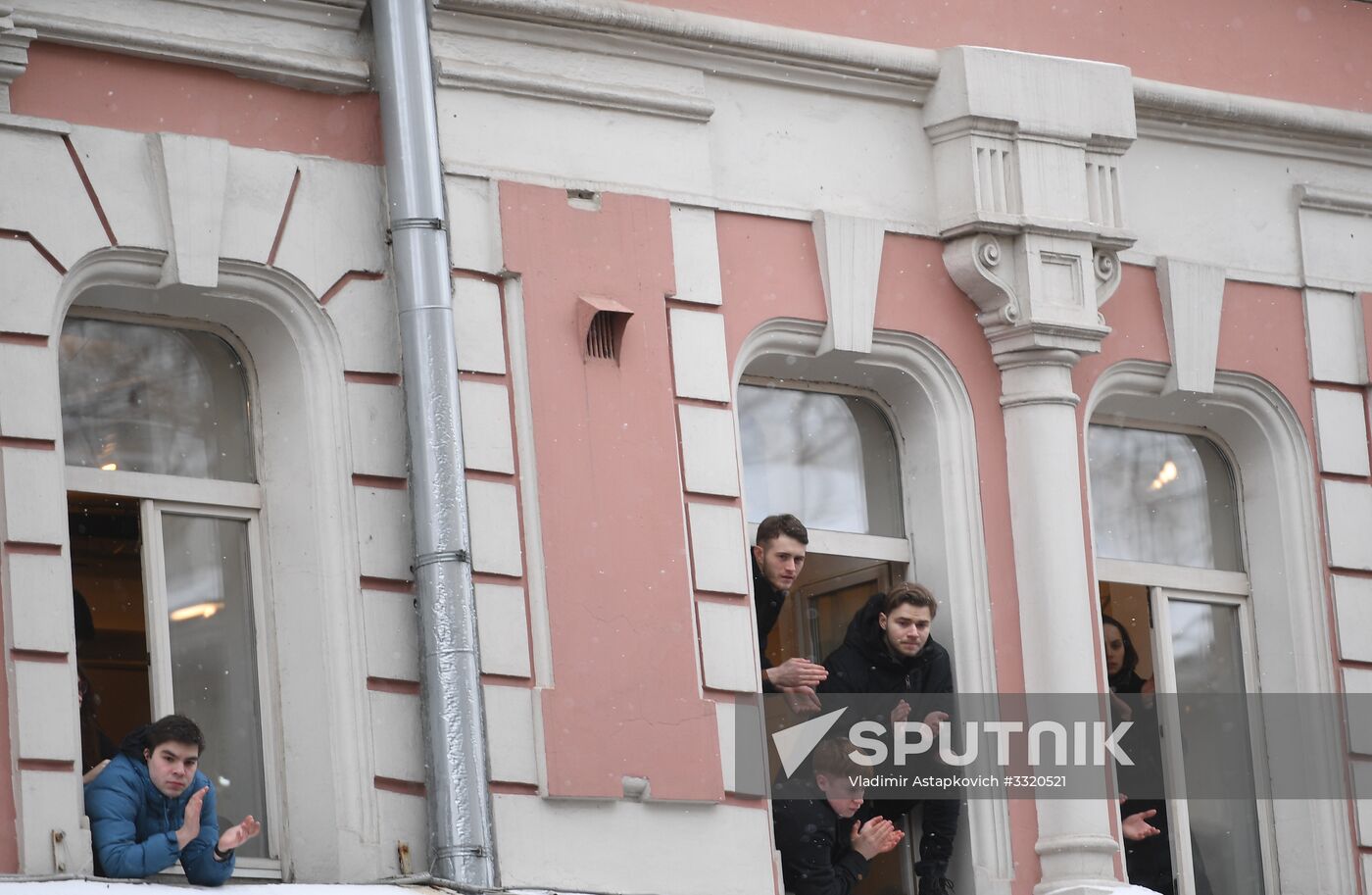 Paying last respects to actor Oleg Tabakov