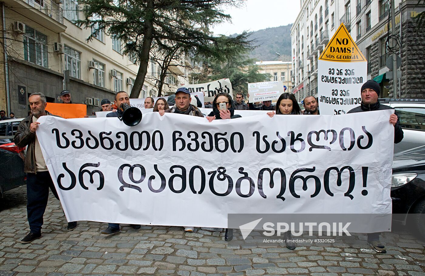 Protest in Tbilisi against new hydro power stations construction