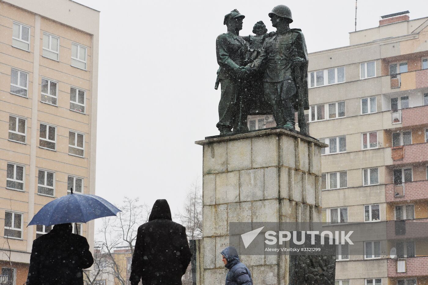 Monuments to Soviet soldiers in Poland