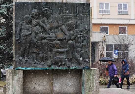 Monuments to Soviet soldiers in Poland