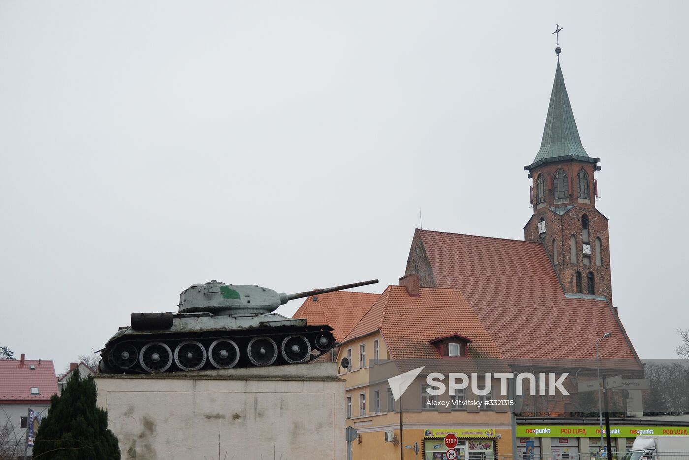 Monuments to Soviet soldiers in Poland
