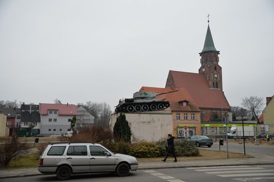 Monuments to Soviet soldiers in Poland