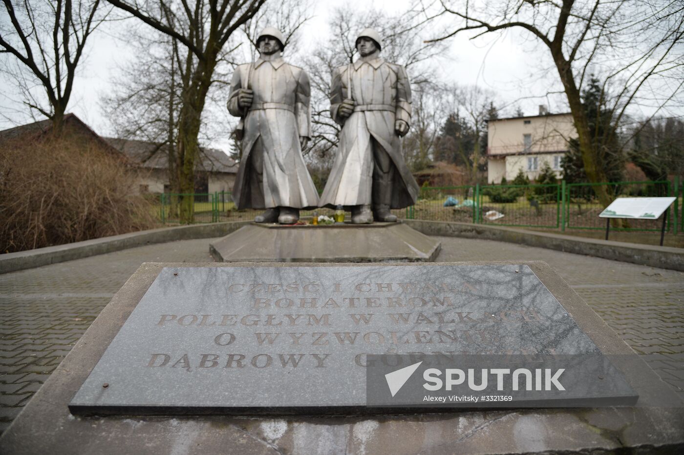 Monuments to Soviet soldiers in Poland