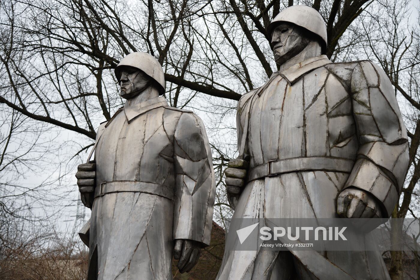 Monuments to Soviet soldiers in Poland