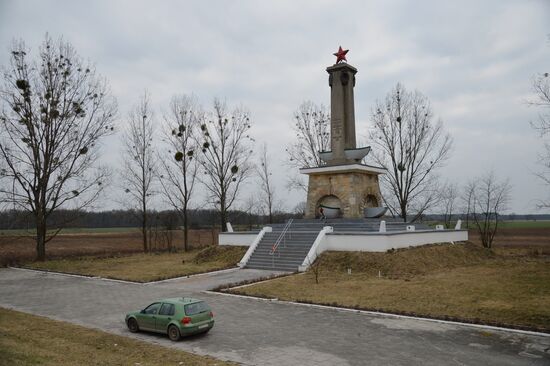 Monuments to Soviet soldiers in Poland