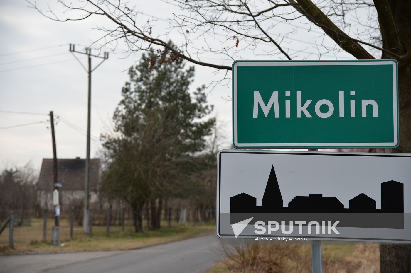 Monuments to Soviet soldiers in Poland