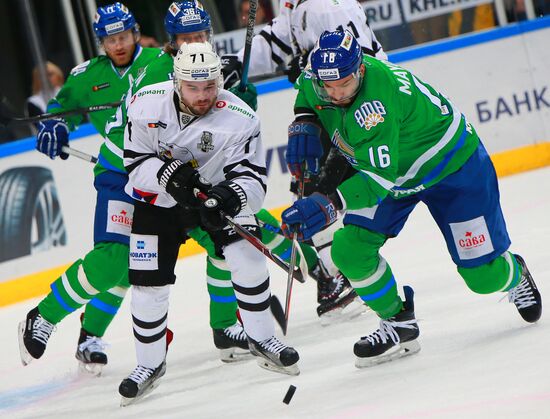 Ice hockey. KHL. Salavat Yulaev vs. Traktor