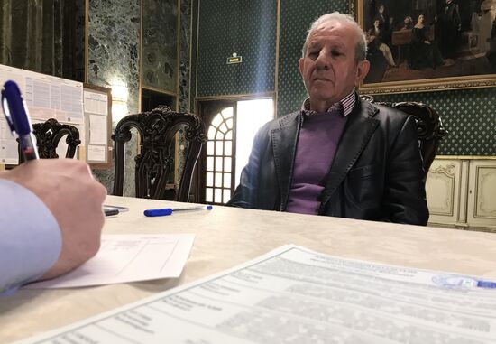 Voting in Russian presidential election in Damascus