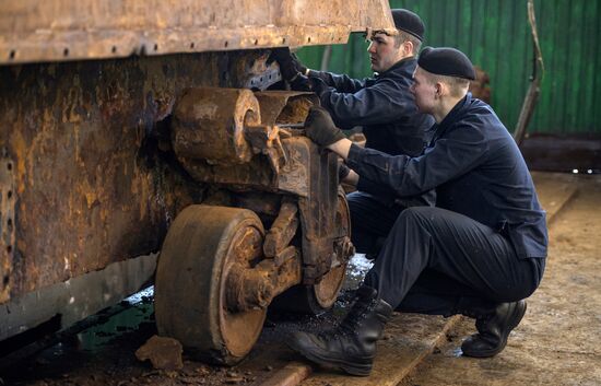 Sherman tank restored in Leningrad region