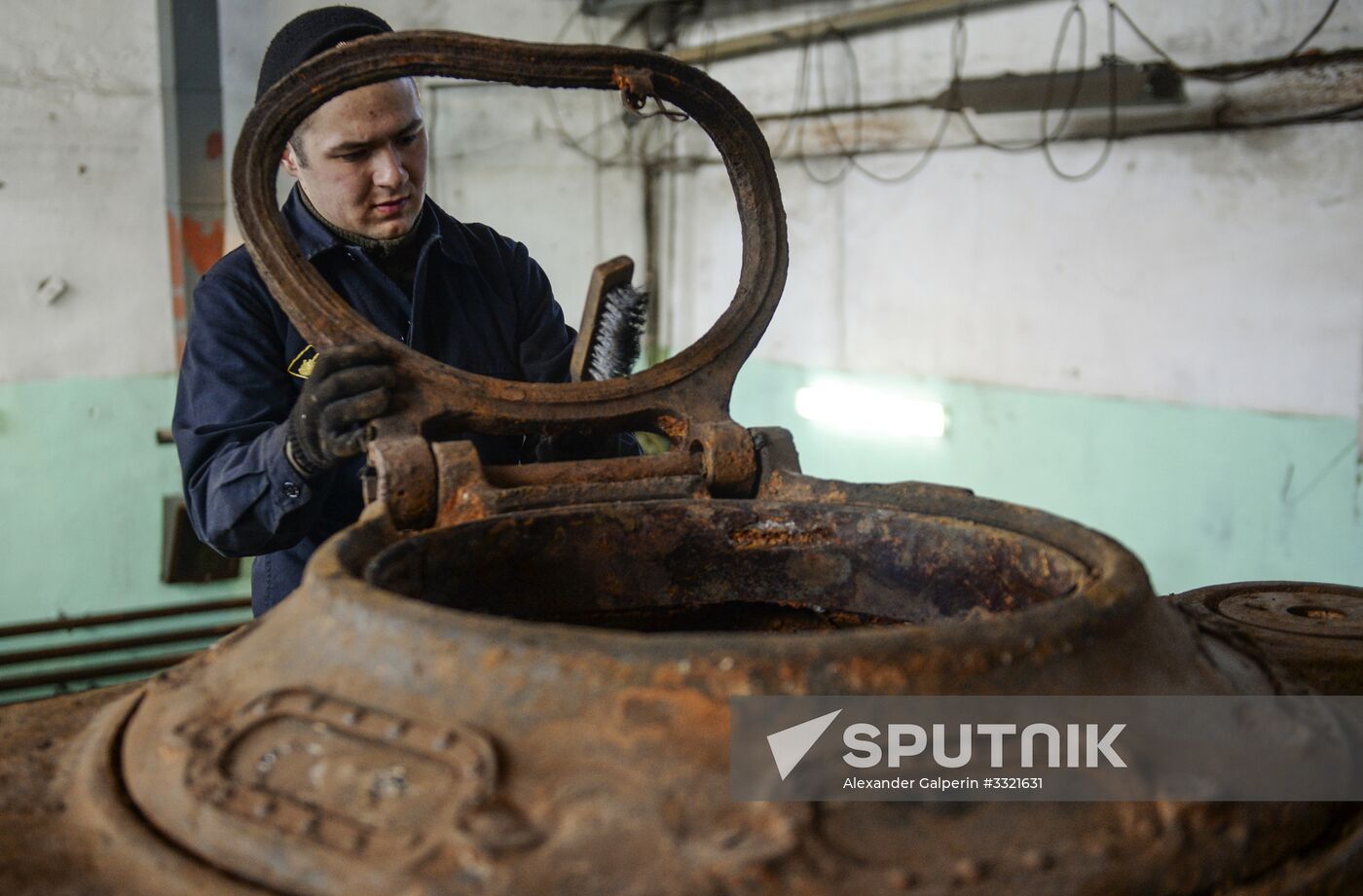 Sherman tank restored in Leningrad region