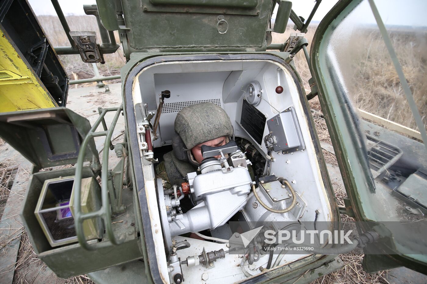 Airborne troops hold drill in Krasnodar Territory