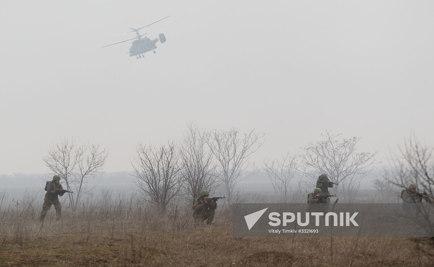 Airborne troops hold drill in Krasnodar Territory