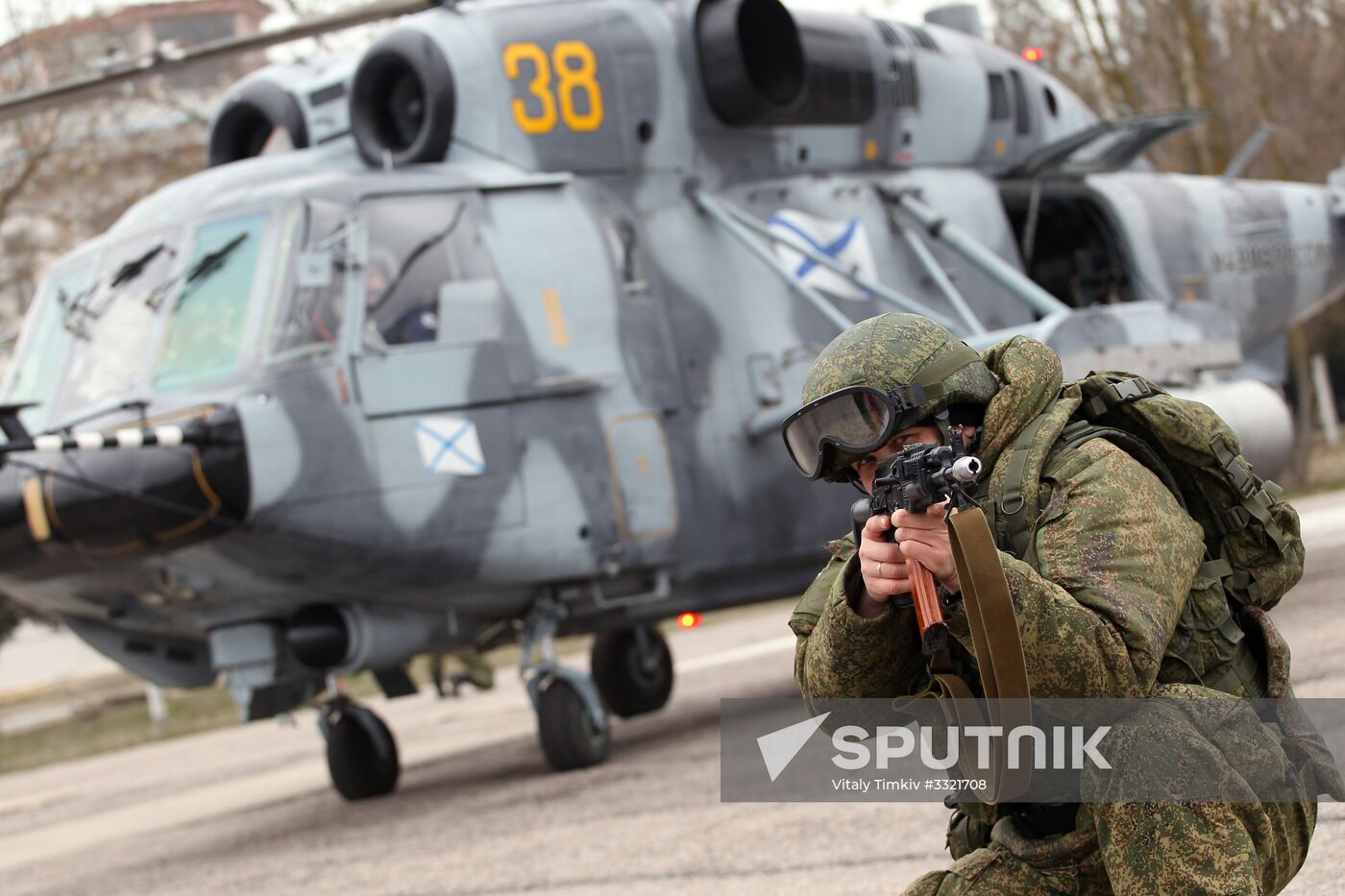Airborne troops hold drill in Krasnodar Territory
