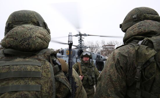 Airborne troops hold drill in Krasnodar Territory