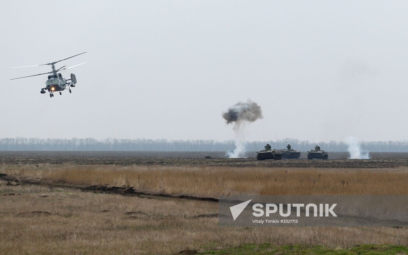 Airborne troops hold drill in Krasnodar Territory
