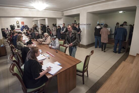 Voting in Russian presidential election abroad