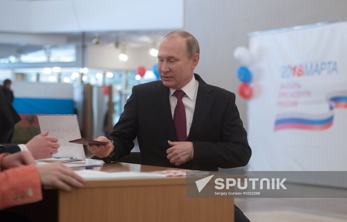 Vladimir Putin votes at Russian presidential elections