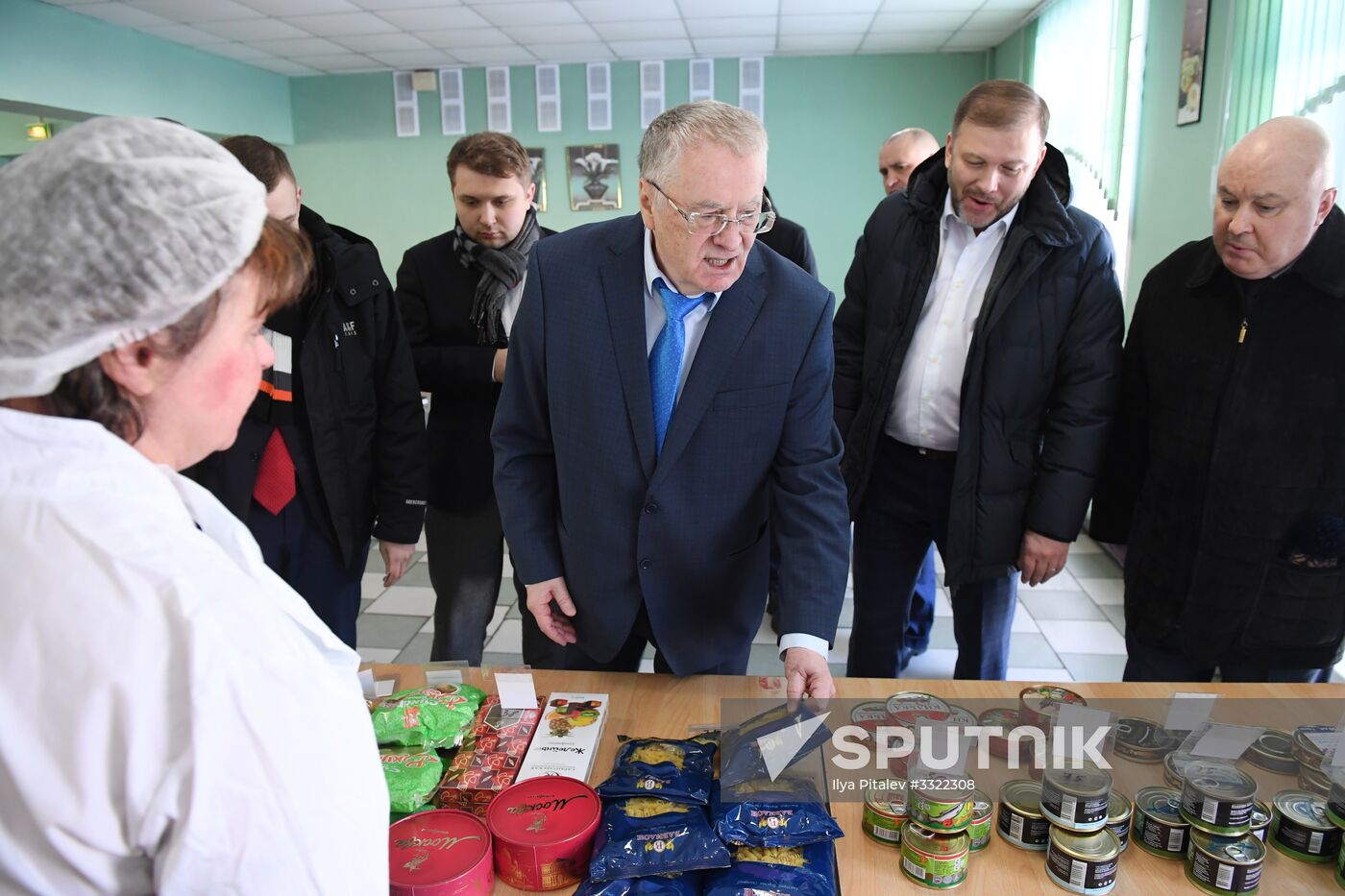 Russian presidential candidates cast their votes