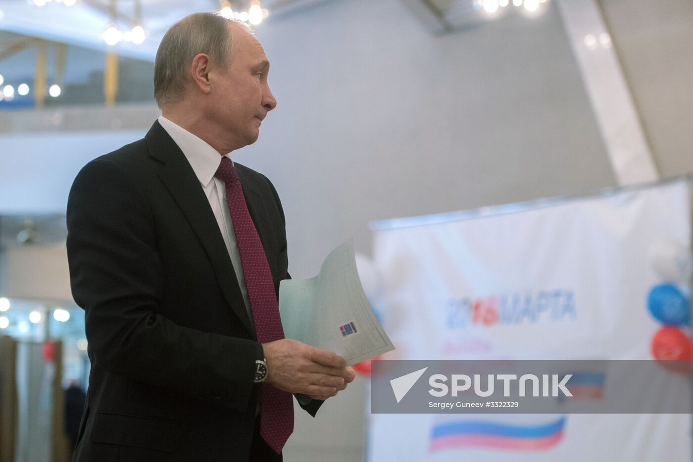 Vladimir Putin votes at Russian presidential elections