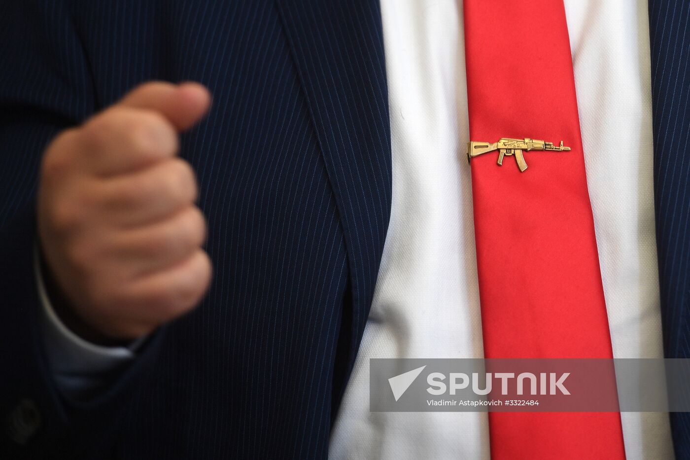 Russian presidential candidates cast their votes